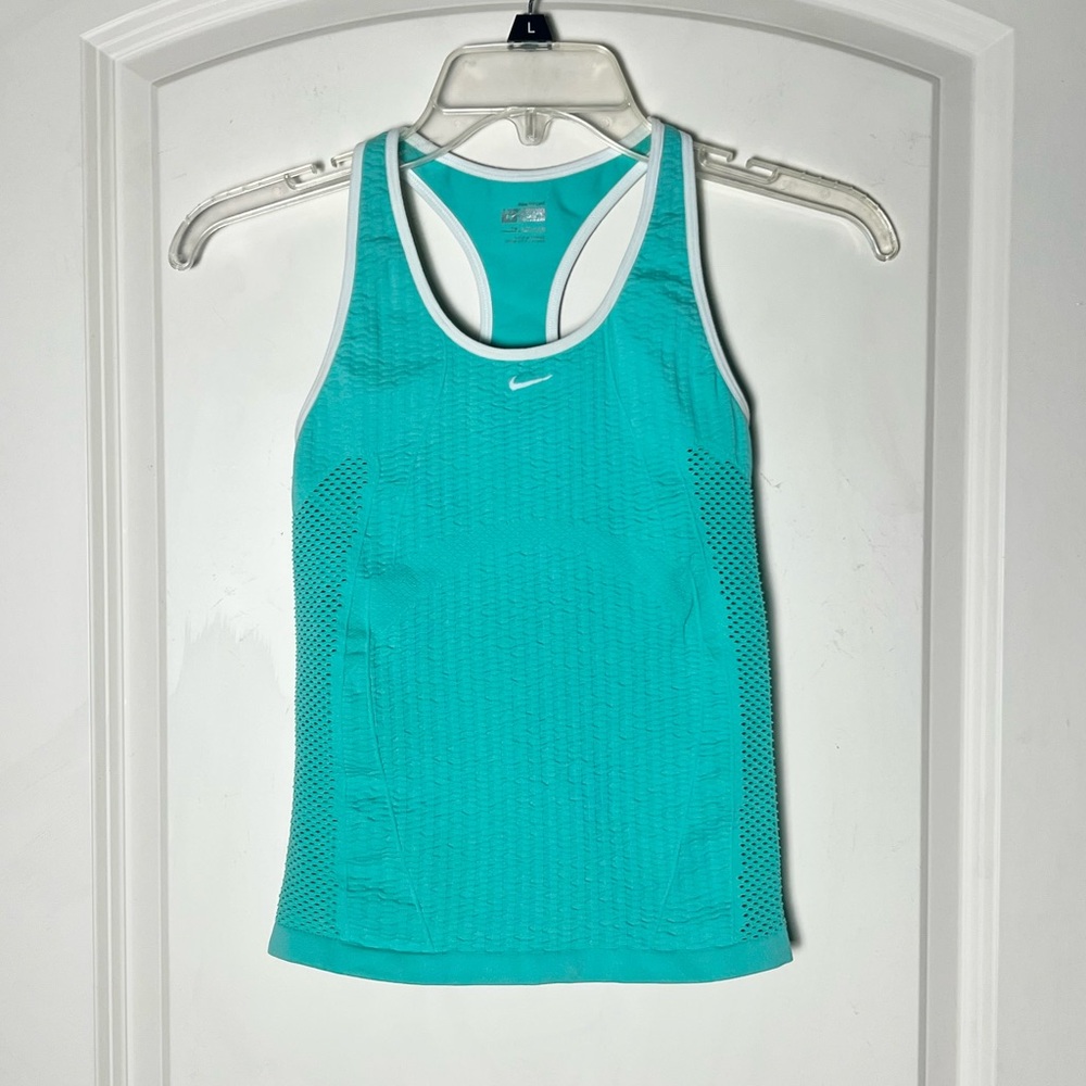 Nike Dri-FIT Women's Mesh Racerback Workout Tank Top with Shelf Bra - S/M